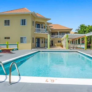 *** Guest house Taino Cove Jamaica